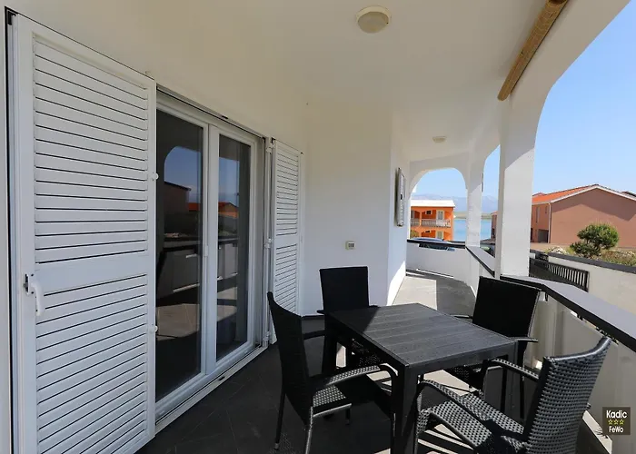 Apartman Carmen Deluxe *